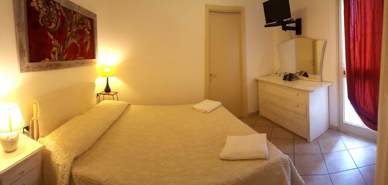 B&B Casa Derosas Golfo Aranci Exterior foto