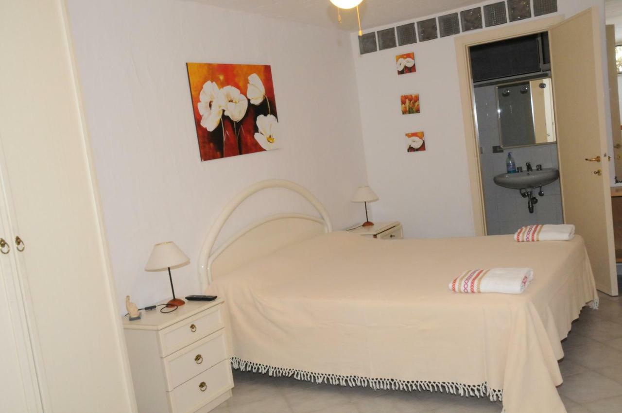 B&B Casa Derosas Golfo Aranci Cameră foto